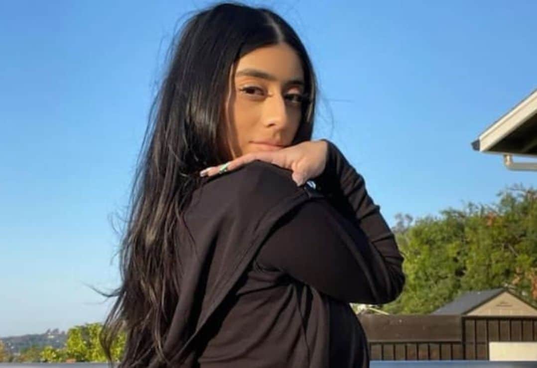Violet Myers Net Worth Bio Family And Career